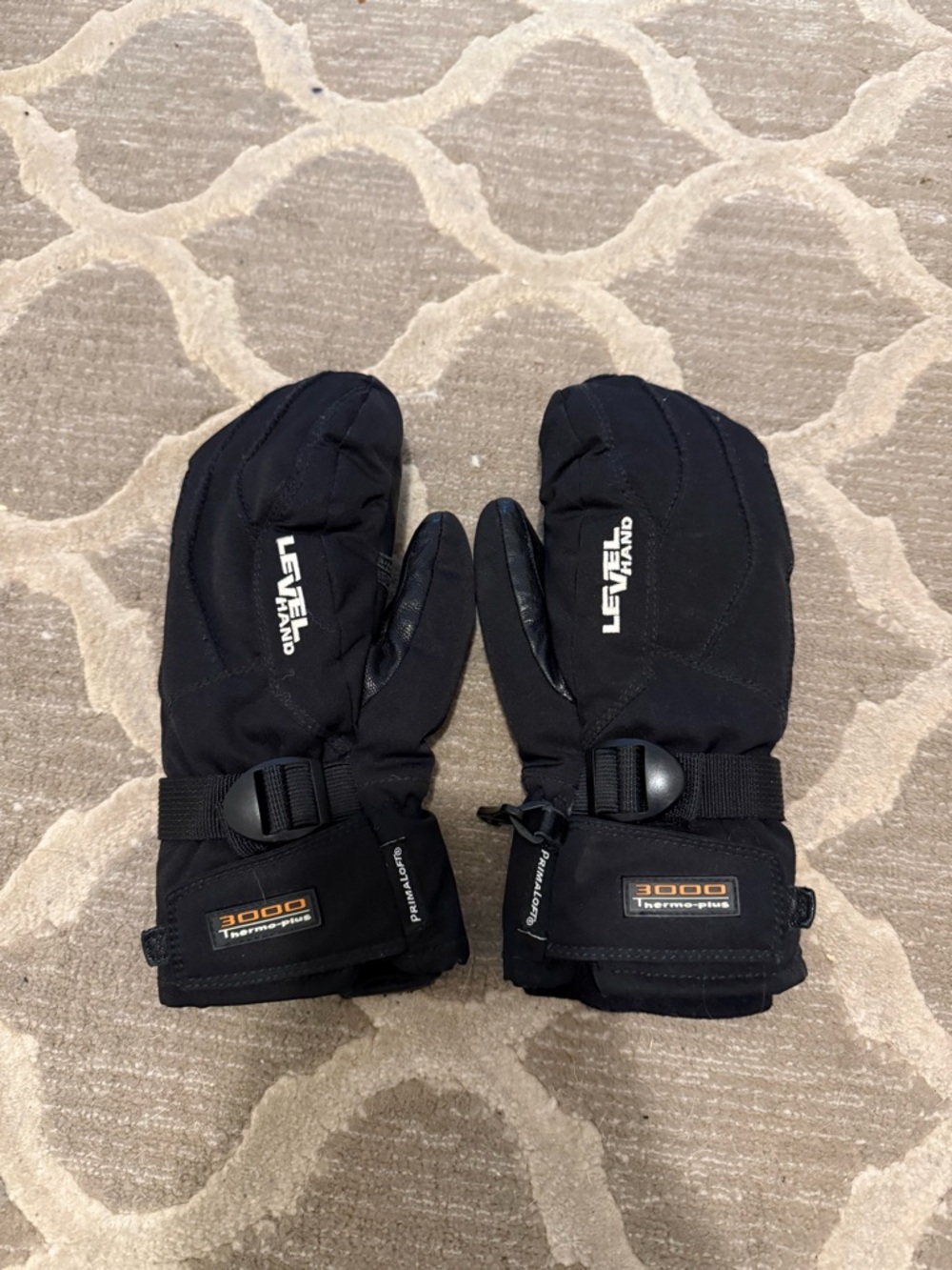 Level Hand Thermoplus 3000 Black Mittens